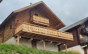Chalet Aneloup à la Joue du Loup