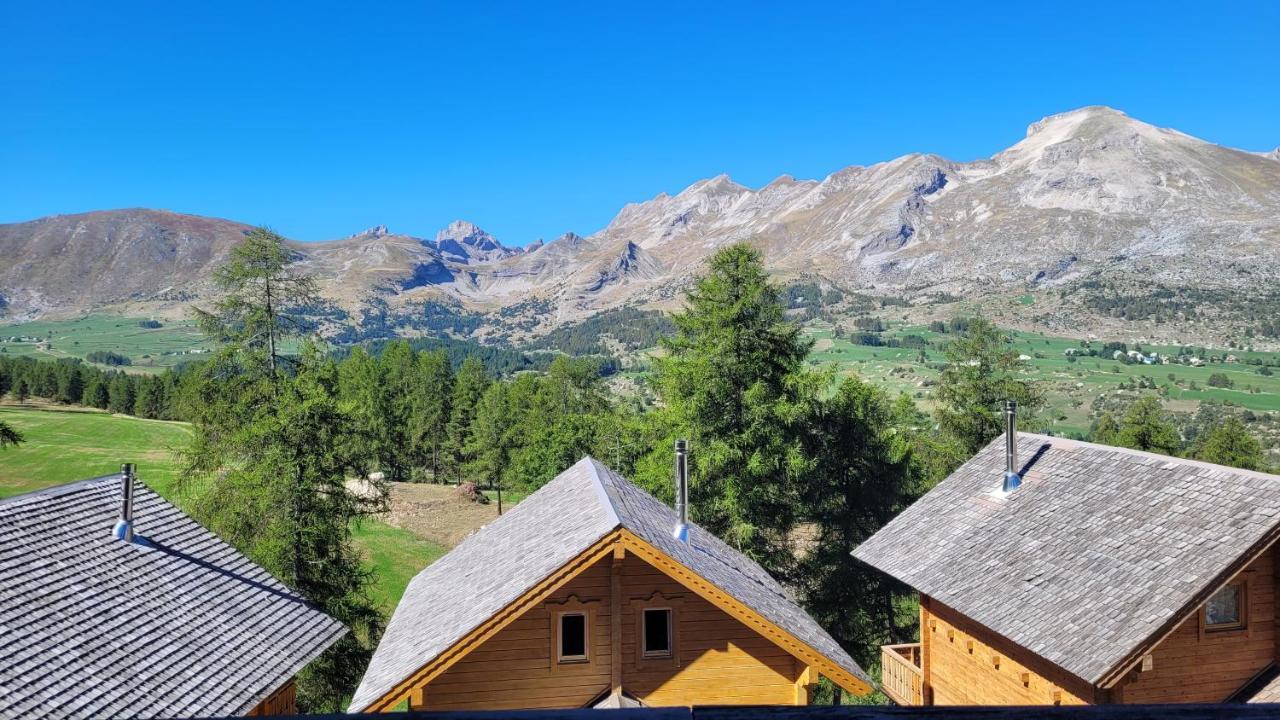 Chalet Aneloup à la Joue du Loup Saint-Étienne-en-Dévoluy Extérieur photo