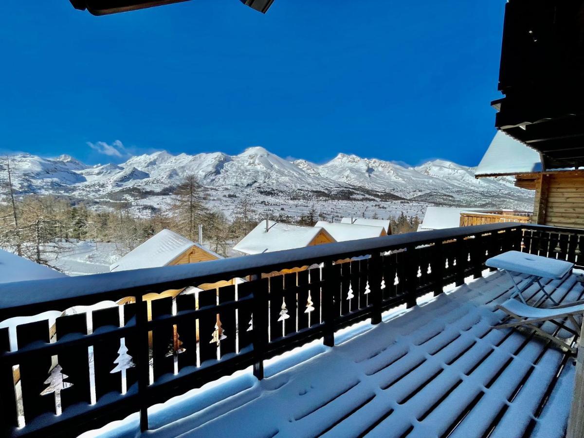 Chalet Aneloup à la Joue du Loup Saint-Étienne-en-Dévoluy Extérieur photo